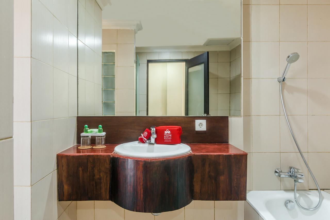 Zen Rooms Legian Melasti Кута Екстериор снимка