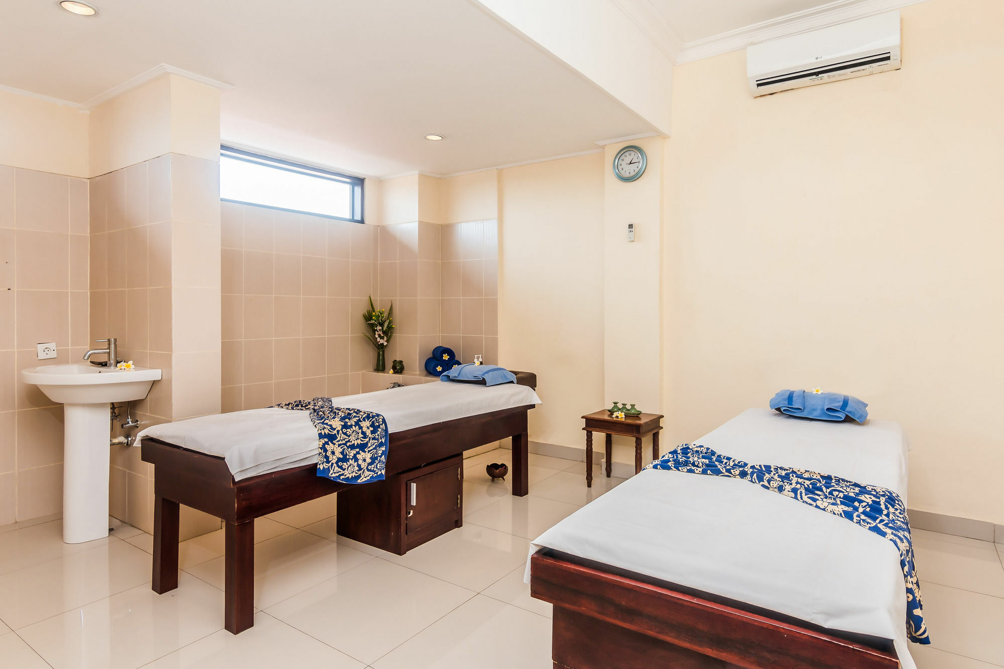 Zen Rooms Legian Melasti Кута Екстериор снимка